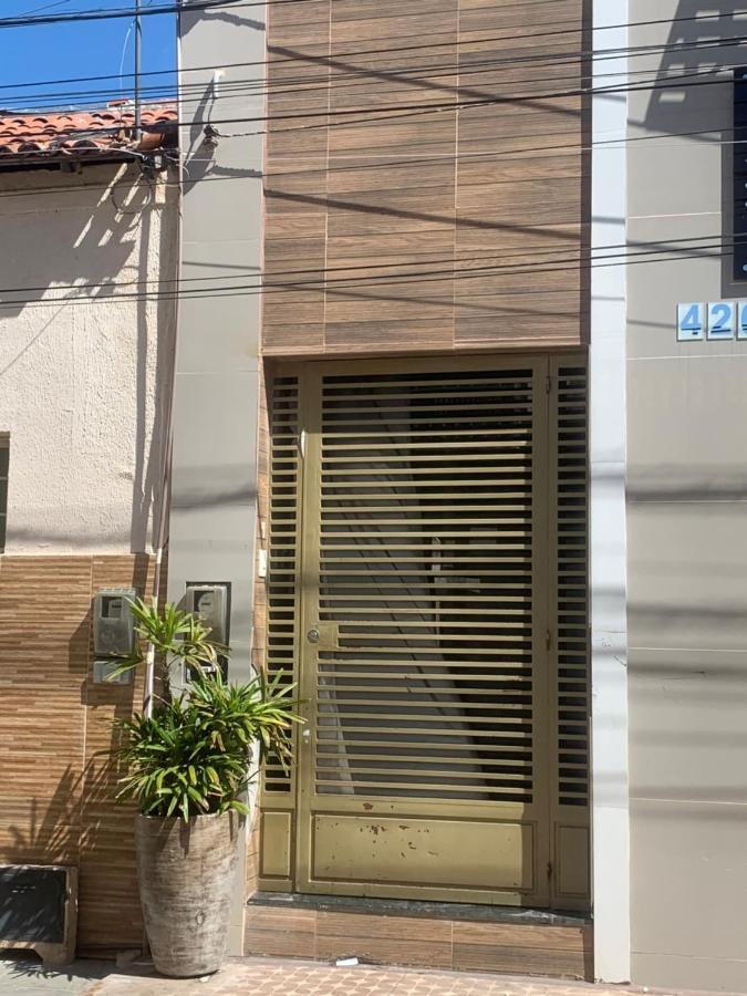 Casa Compartilhada Com Quartos Individuais Juàzeiro Kültér fotó